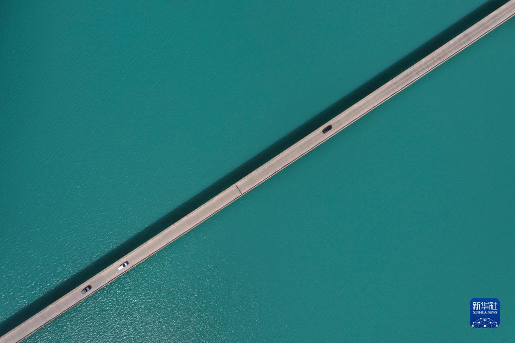 js096